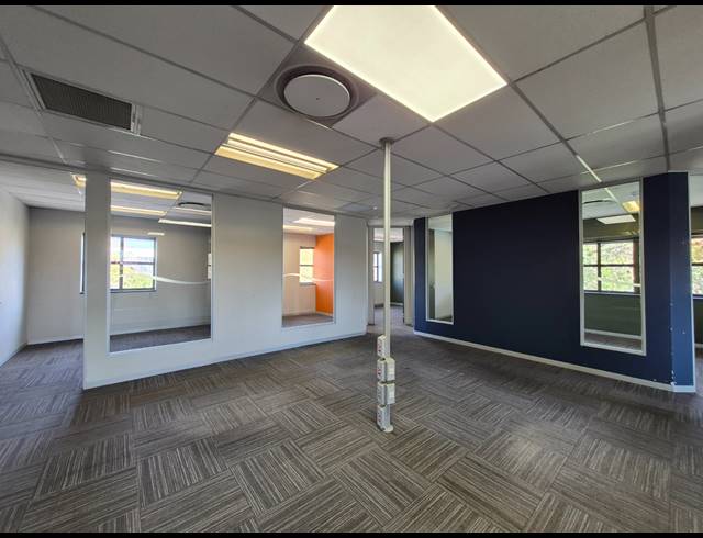 1,225M² OFFICE TO LET IN ILLOVO